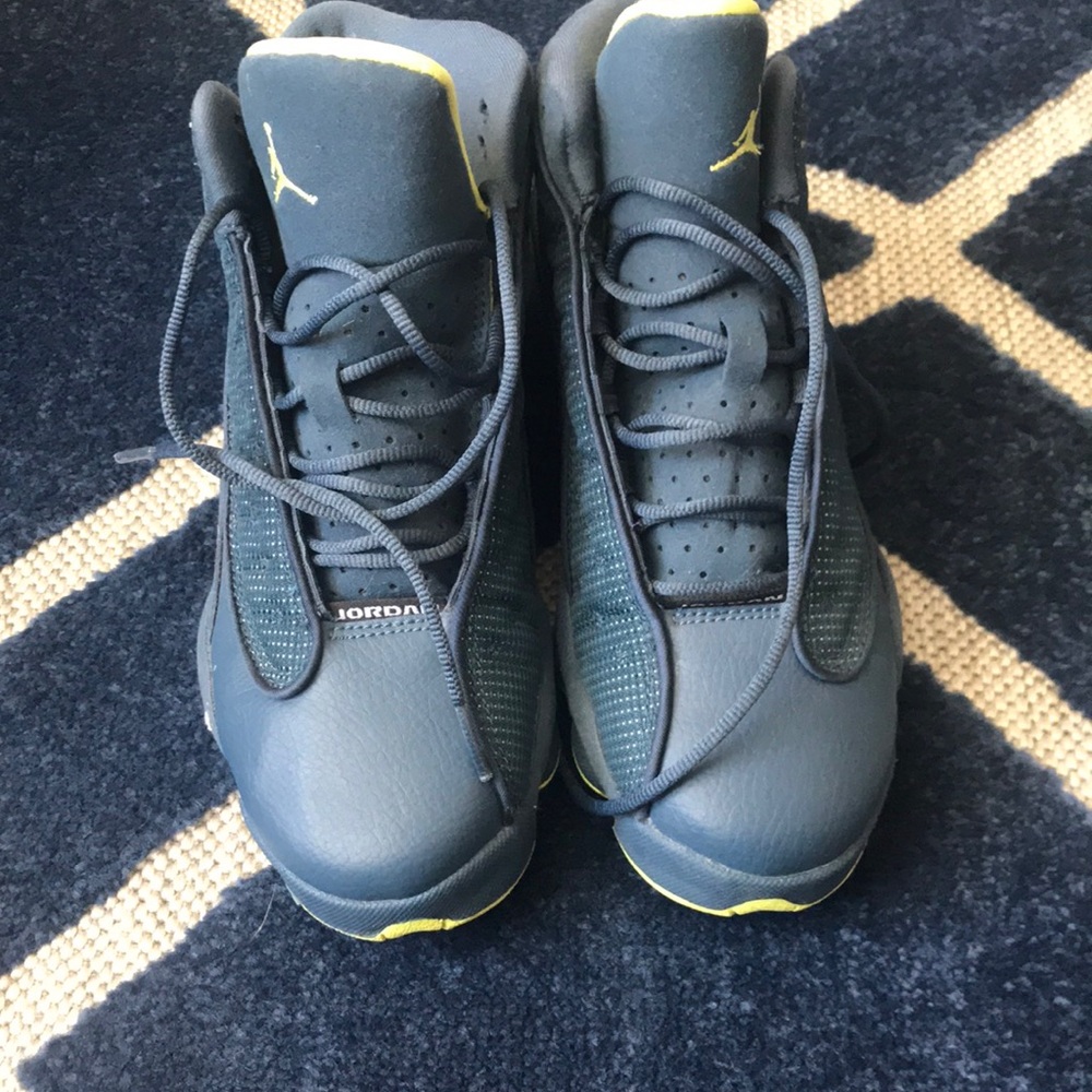 AIR JORDAN 13S SQUADRON